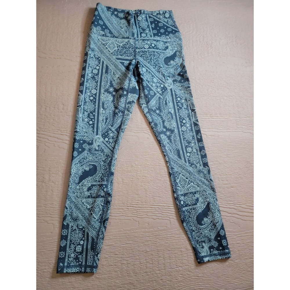 Fabletics Womens Paisley Bandana Print Strappy Back High Rise Leggings Navy‎ XS